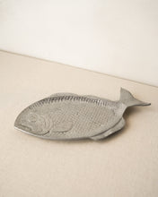 Load image into Gallery viewer, Metal Fish Serving Platter
