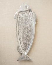 Load image into Gallery viewer, Large Metal Fish Serving Platter
