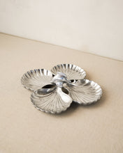 Load image into Gallery viewer, Fish and Shells Serving Platter
