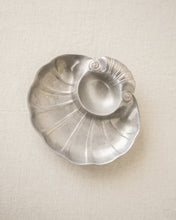 Load image into Gallery viewer, Aluminum Clam Shell Serving Dish
