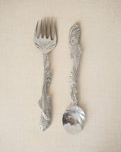 Load image into Gallery viewer, Large Fish Handle Serving Set

