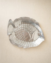 Load image into Gallery viewer, Metal Fish Serving Tray Set
