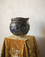 Load image into Gallery viewer, Cy Vase IV
