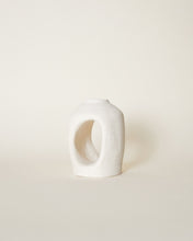 Load image into Gallery viewer, Elsie Vase in Raw Blanc
