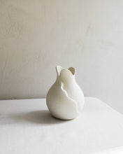 Load image into Gallery viewer, Amelia Vase in Blanc
