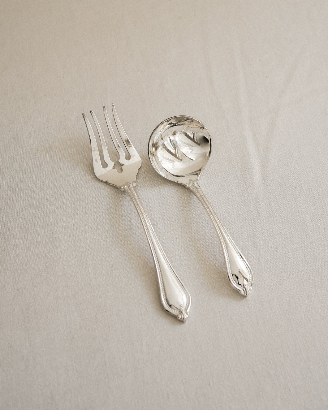 Amalie Serving Set