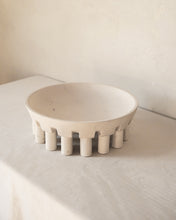 Load image into Gallery viewer, Grande Ivory Pomona Bowl
