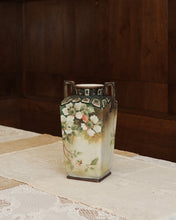 Load image into Gallery viewer, Hand-Painted Moriage Vase
