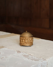 Load image into Gallery viewer, Gilt Cherub Music Box
