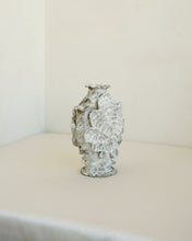 Load image into Gallery viewer, Mini Shell Vase
