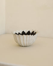 Load image into Gallery viewer, Nesting Bowls
