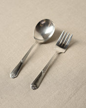 Load image into Gallery viewer, Vintage Flatware 91 pc Set
