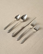 Load image into Gallery viewer, Floral Flatware 52 pc Set
