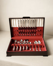 Load image into Gallery viewer, Roger Silverware 48 pc Set
