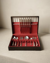 Load image into Gallery viewer, Two Toned Flatware 34 pc Set
