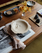 Load image into Gallery viewer, White Scroll Bowl
