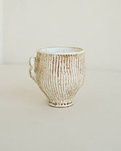 Load image into Gallery viewer, Vincent Mug I
