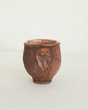 Load image into Gallery viewer, Vincent Mug II
