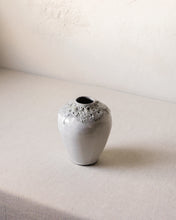 Load image into Gallery viewer, Esme Vase in Froth
