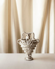 Load image into Gallery viewer, Venus Double Vase
