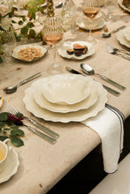 Load image into Gallery viewer, Ribbon Dinner Plate Set of 4, Swan
