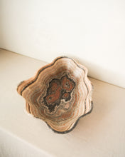 Load image into Gallery viewer, Zanzibar Onyx Bowl
