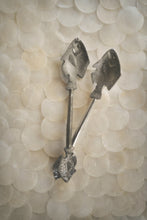 Load image into Gallery viewer, Fish Serving Spoons Set
