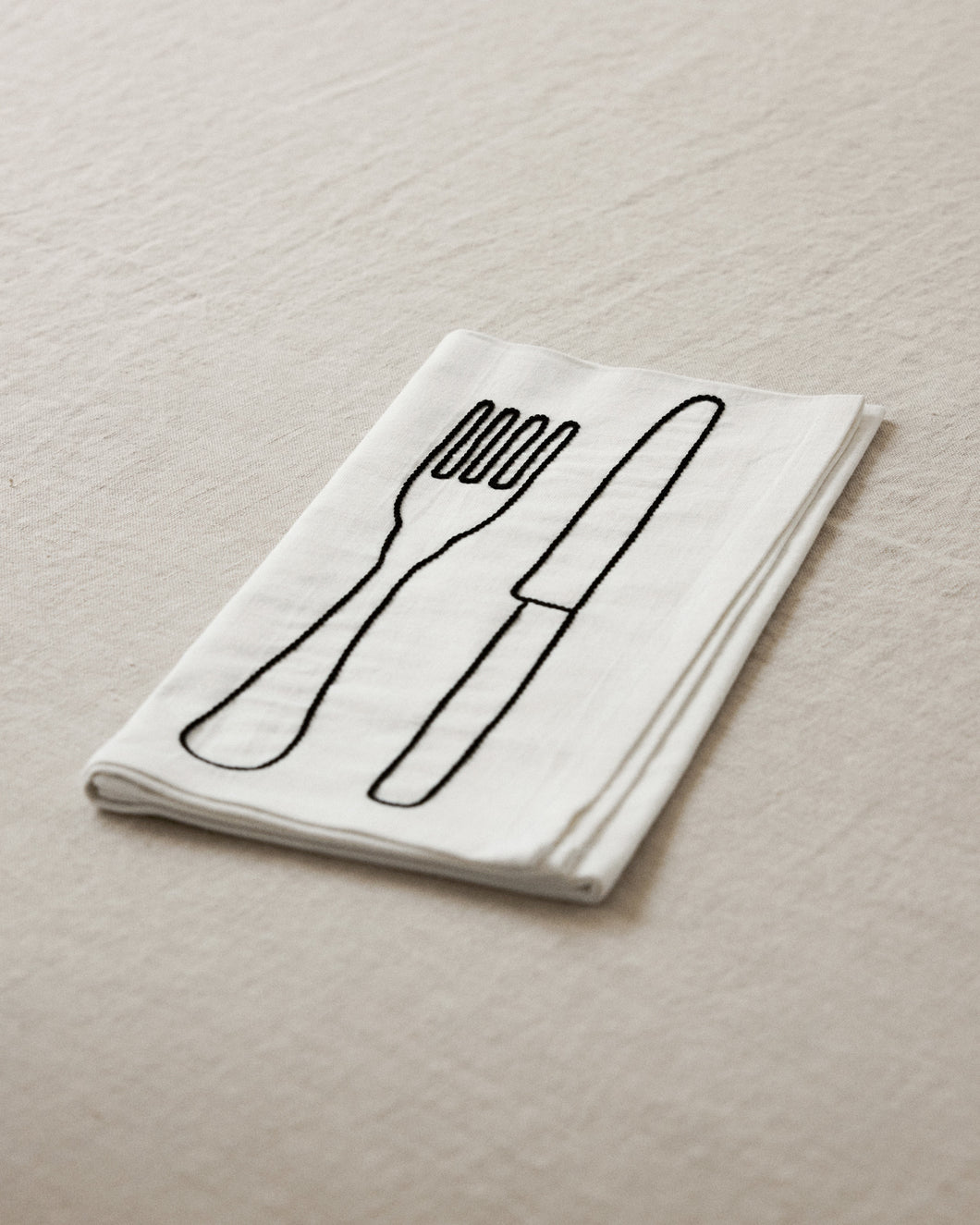 Fourchette & Couteau Embroidered Napkin