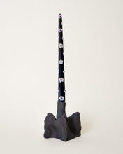 Load image into Gallery viewer, Black Winged Bottom Vase
