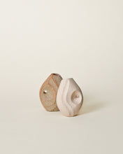 Load image into Gallery viewer, Mini Bud Vase in Sand
