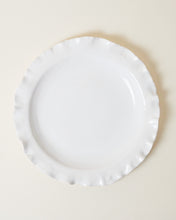Load image into Gallery viewer, Ruffle Dinner Plates
